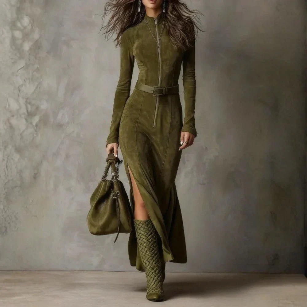 Marija - Elegantna Duga Haljina od Suede s Pojasom i Raskorakom