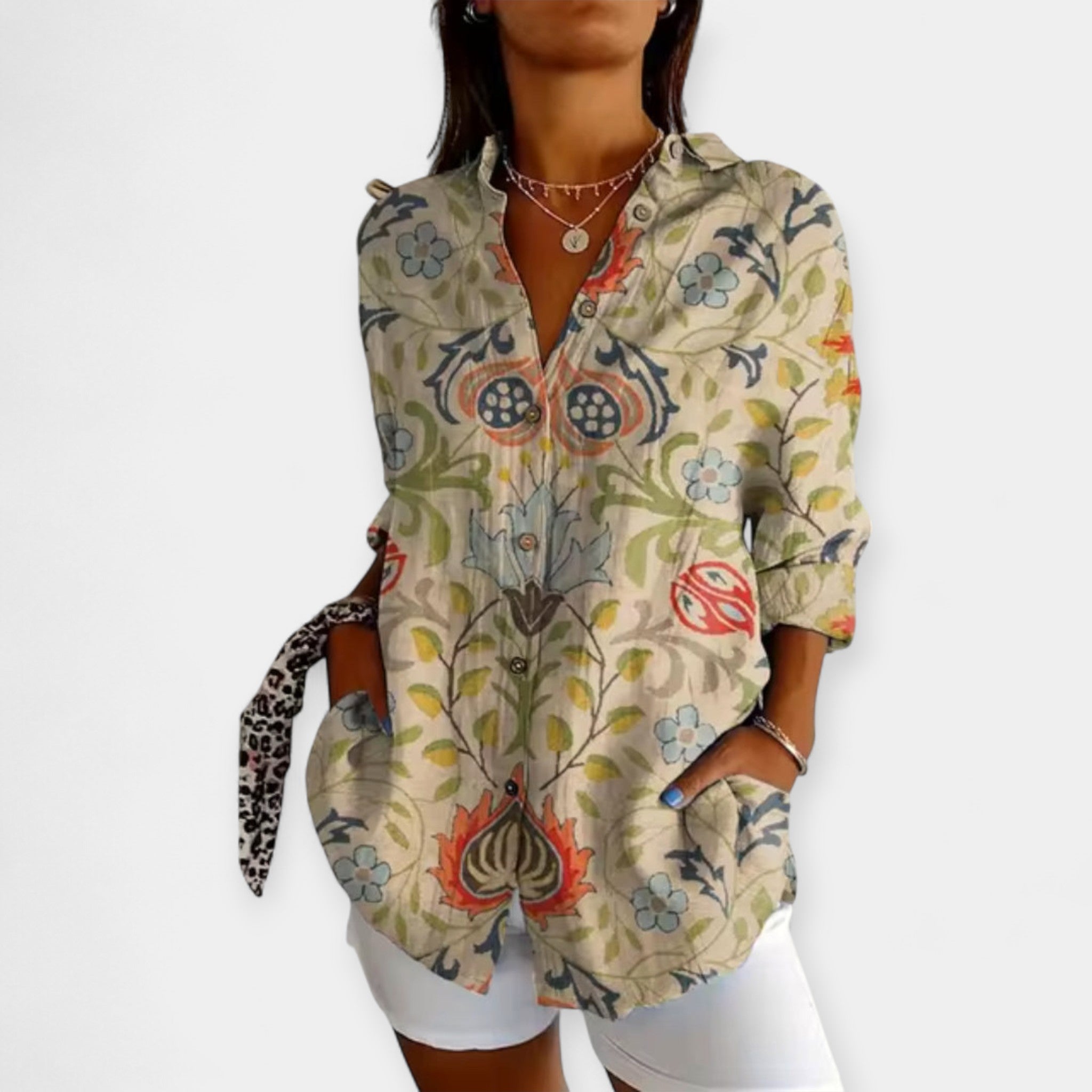 Bluza s Gumbima i Cvjetnim Uzorkom