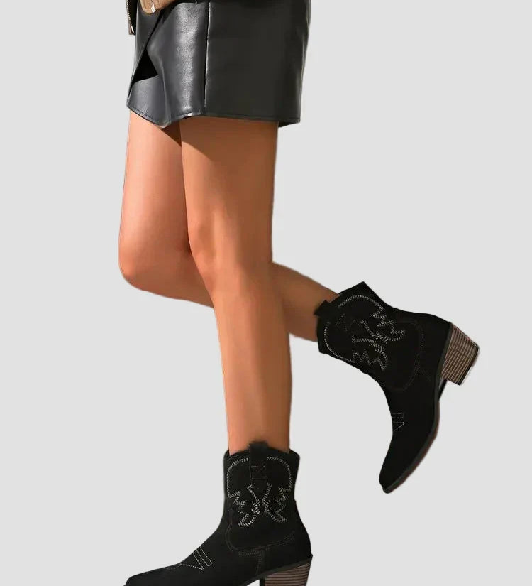 Stylish vezeni western čizmi