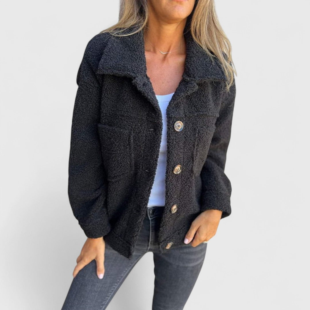 Danaj - Topla i stylish jakna koja upotpunjuje svaki izgled